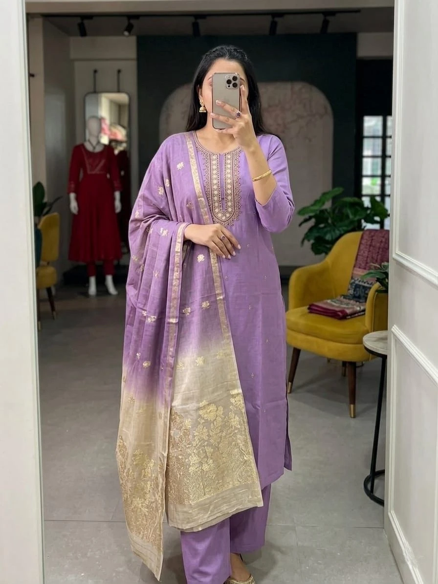 Elegant Straight Cut Salwar Suit